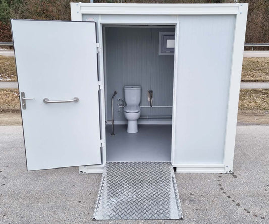 Behinderten Toilette - WC Container mit Rampe - barrierefrei RAL9002
