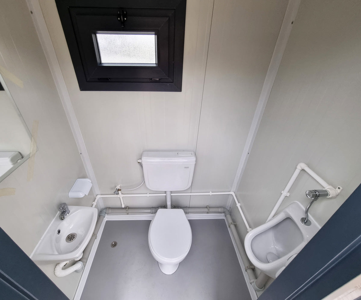 Sanitärcontainer - WC mit Waschbecken und Pissoir RAL7016 Anthrazit
